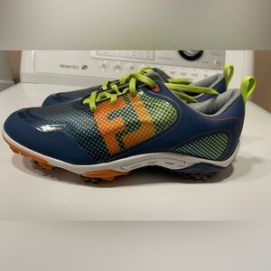 Boys Golf Shoes - Size 6 - Footjoy